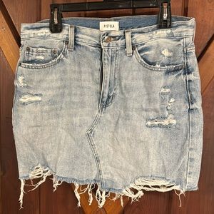 Pistols Dunham skirt, size 31
